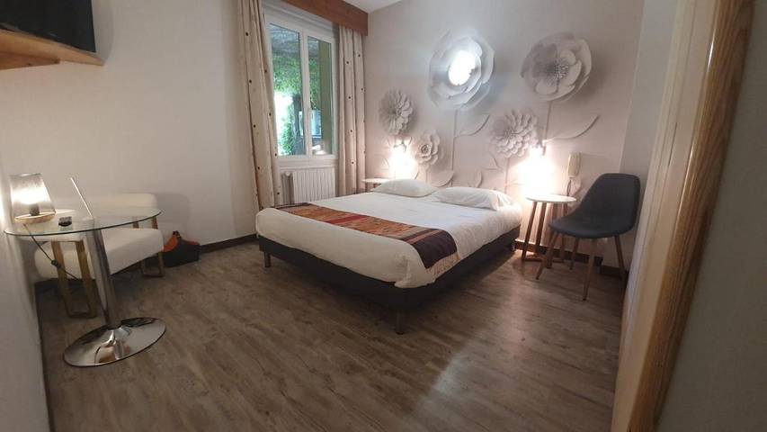 Hôtel pour 2 personnes, avec jardin à Lacapelle-Marival - 3