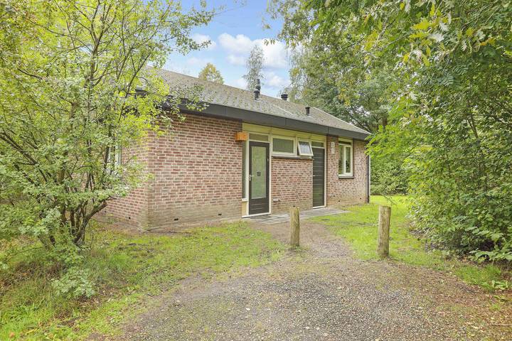 Bungalow für 3 Personen, mit Terrasse und Balkon/Terrasse - 1