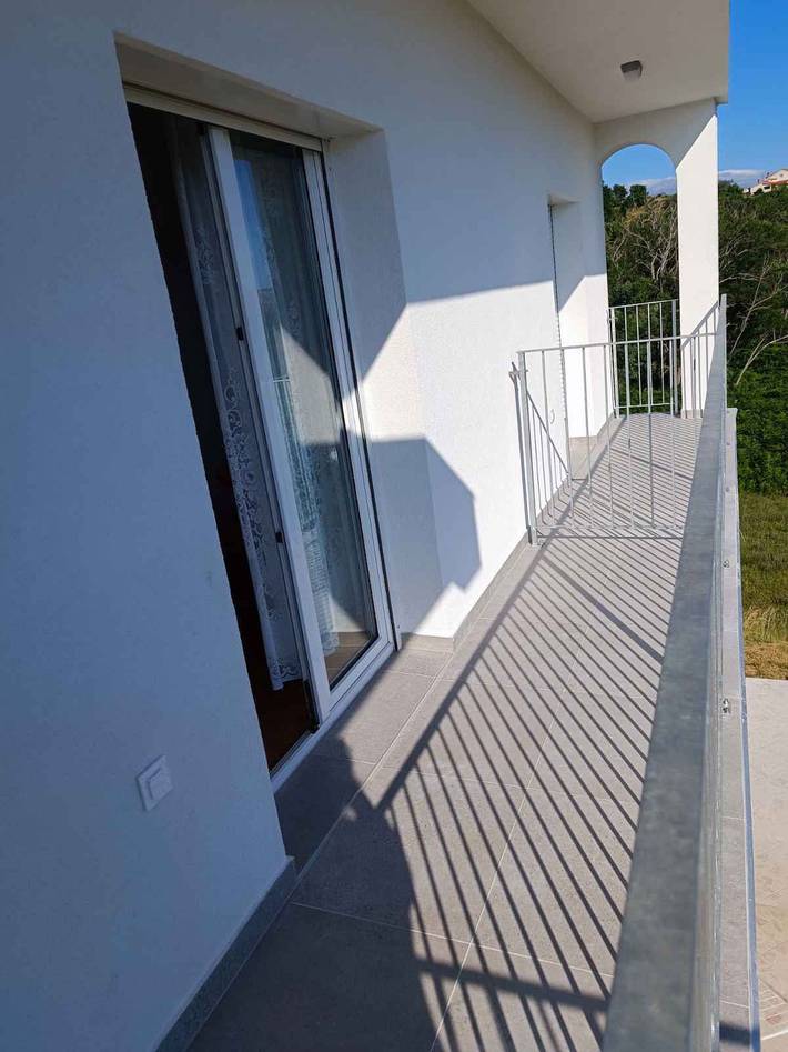 Ferienwohnung für 5 Personen, mit Balkon und Garten in Lopar - 2