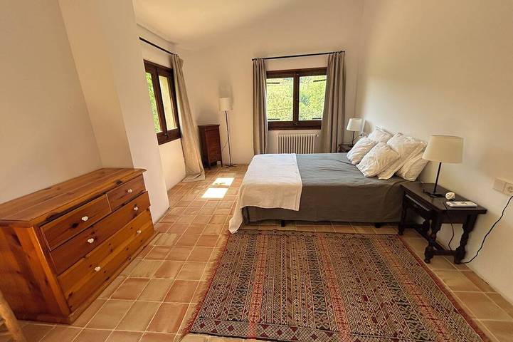 Gîte pour 12 personnes, avec piscine et jardin à Santa Coloma de Farners - 4