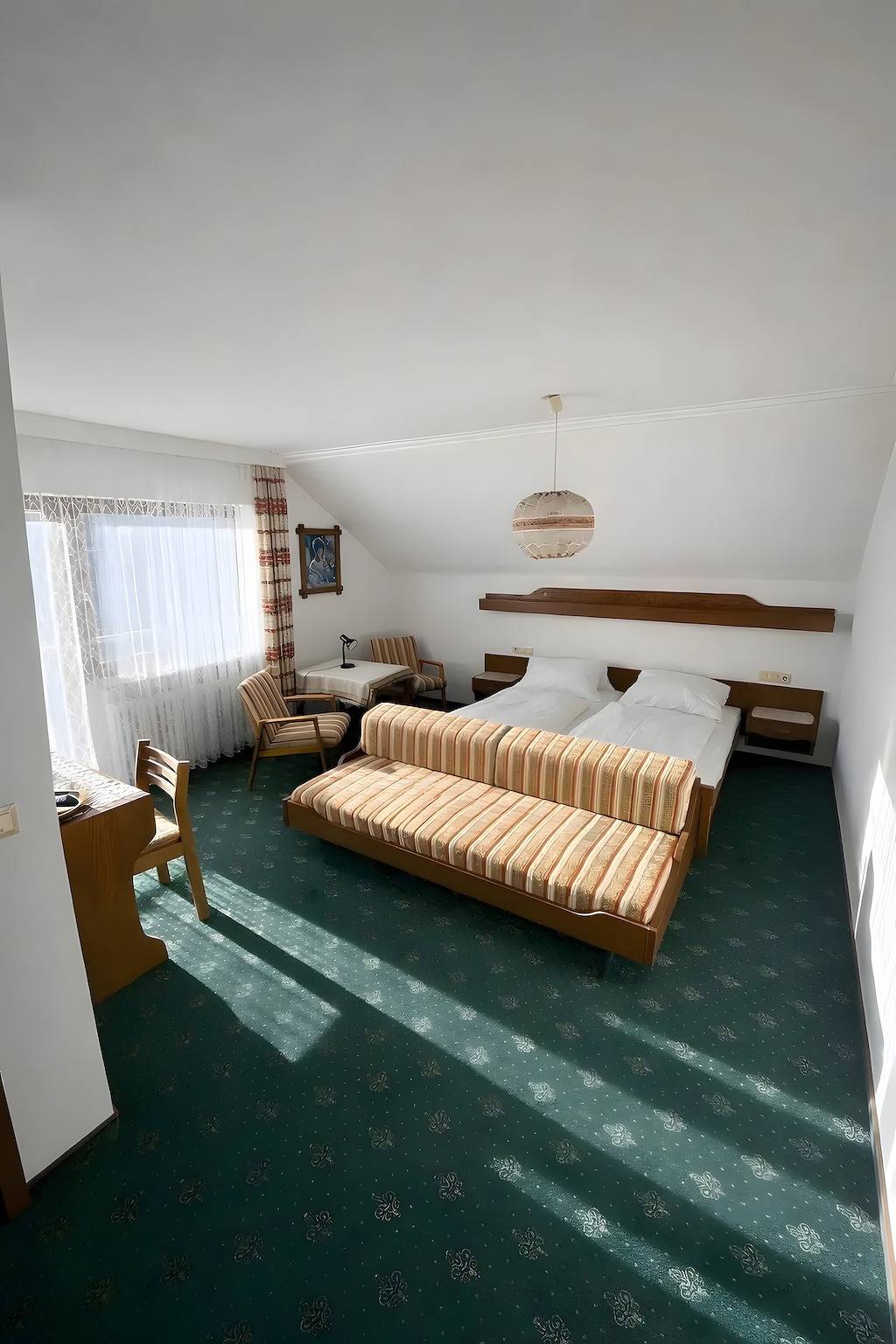 Zimmer 'Gästezimmer 5' mit Balkon und Wlan in Freudenstadt, Mittlerer Schwarzwald