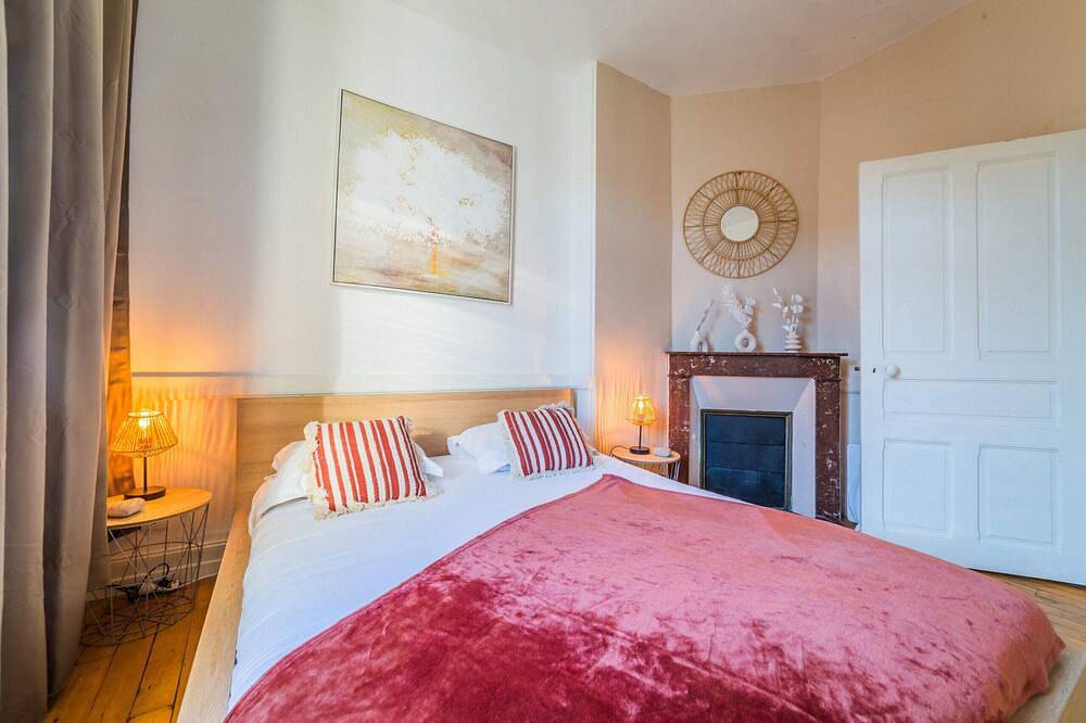 Appartement entier, 2Eme Etage Novembre in Brive-la-Gaillarde, Région de Brive-la-Gaillarde