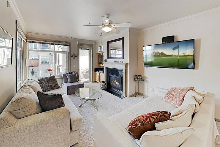 Apartamento de vacaciones para 4 personas, con balcón y jacuzzi - 1