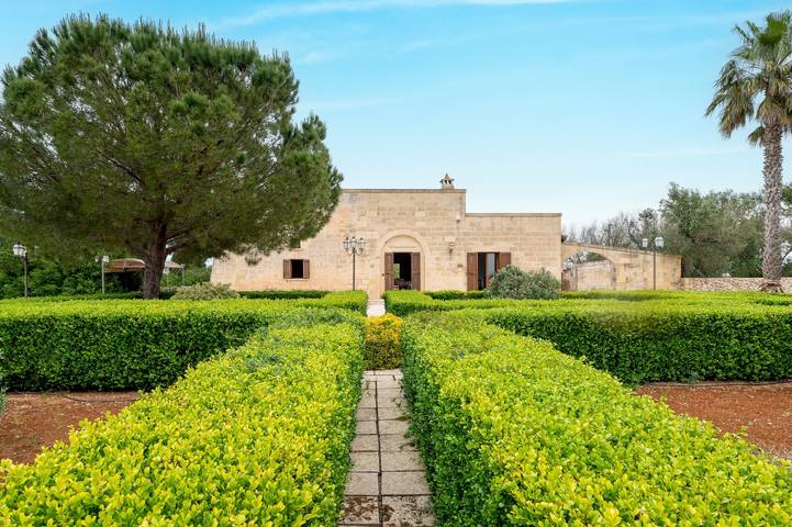 Geheel appartement, Appartement 'Masseria Giancola - L'Aia' met privéterras, wifi en airconditioning in Bagnolo del Salento, Provincie Lecce