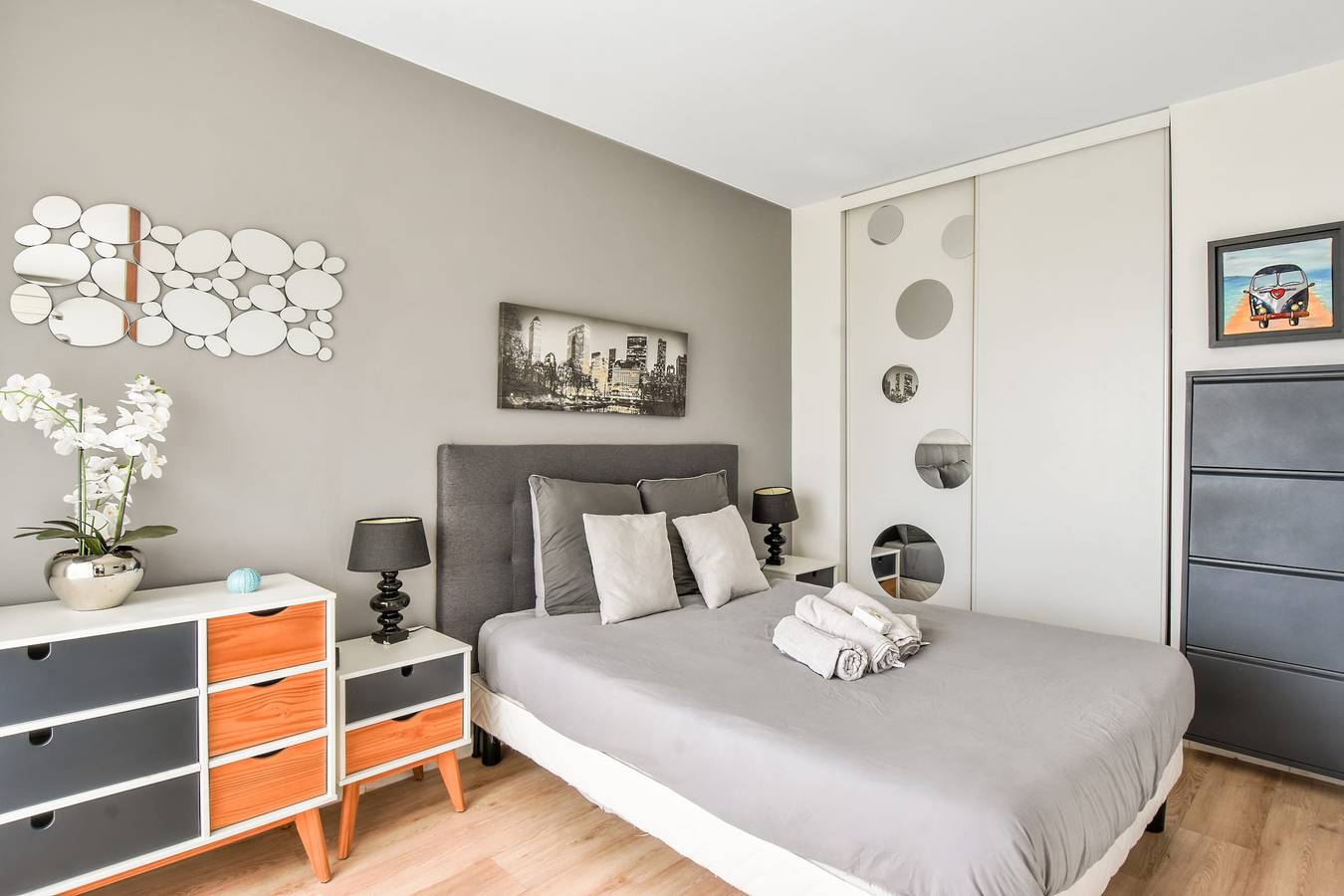 Appartement entier, Appartement avec terrasse et garage à St-Laurent in Saint-Laurent-du-Var, Côte méditerranéenne (France)
