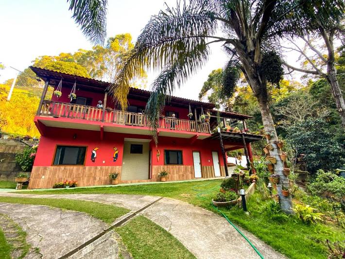 Casas e apartamentos de temporada para 20 pessoas, com vista para o lago e jardim e ainda vista, com animais de estimação em Aracê