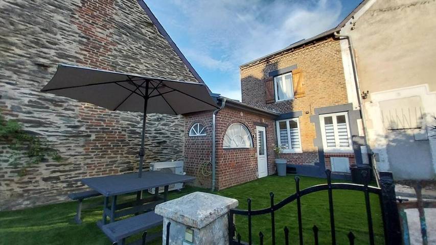 Location de vacances pour 7 personnes, avec jardin et vue à Fumay - 2