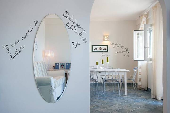 Apartamento entero, Petrasia  Sea view flat located in the Ruve Bianche Residence with swimming pool and private beach in Vibonati, Cilento Coast