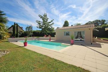 Chambre d’hôte pour 4 personnes, avec jardin et piscine dans Haute-Vienne