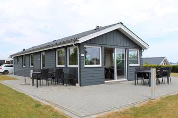 Ferienhaus für 6 Personen, mit Terrasse und Garten in Diernæs
