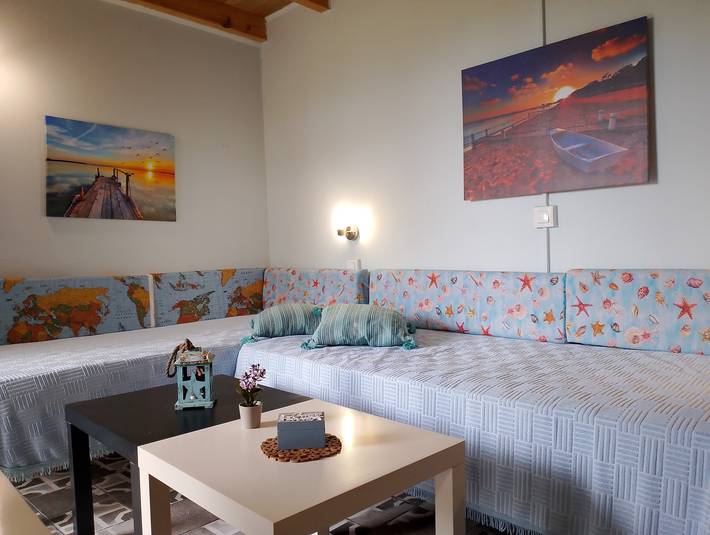 Ferien-Loft 'Myrto' mit Meerblick, privater Terrasse und Klimaanlage in Korfu