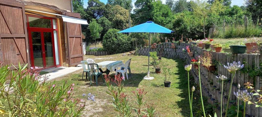 Gîte pour 5 personnes, avec Jardin