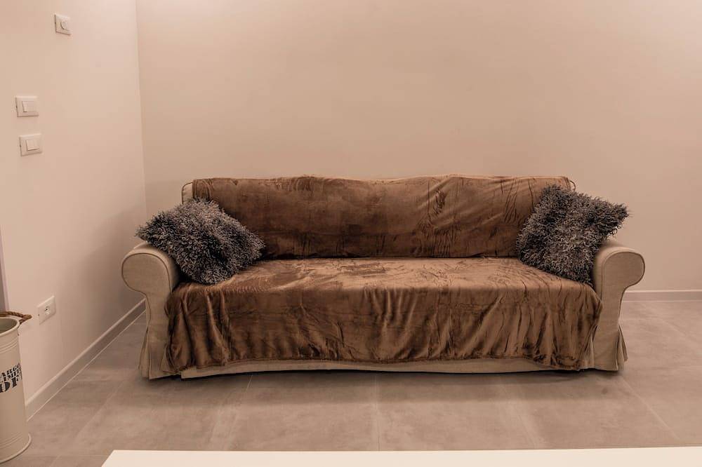 Appartamento intero, Newly refurbished One bed-room apartment with parking space in Muggia, Carso