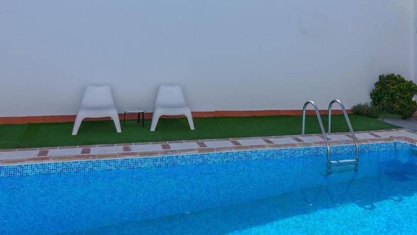 Casa rural para 10 personas, con terraza además de piscina y jardín en Vega del Guadalquivir - 2