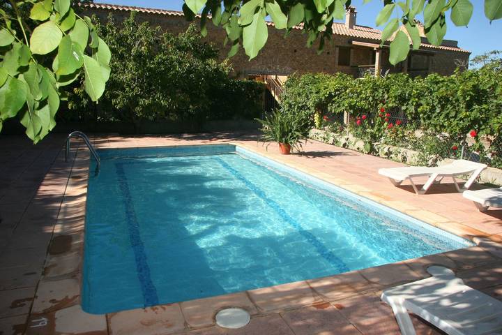 Holiday Home 'Rural Fábrica Del Azúcar 1' with Mountain View, Wi-Fi and Air Conditioning in Pozo Alcón, Jaén Province