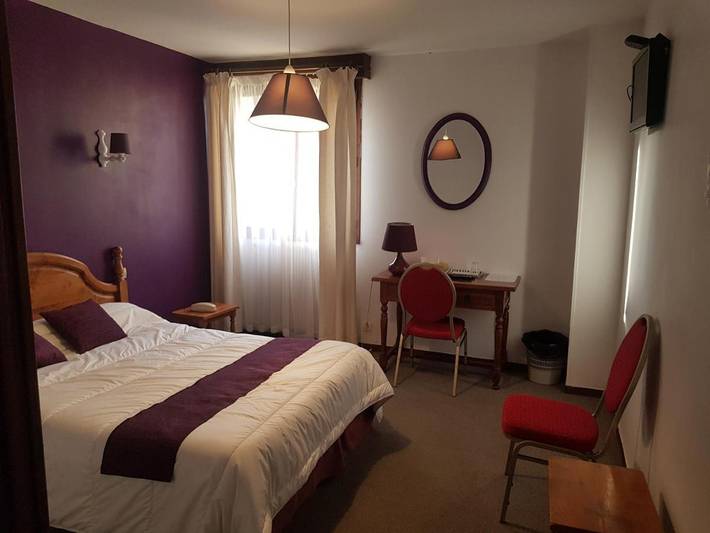 Hôtel pour 2 personnes, avec vue et terrasse, animaux acceptés à Conches-en-Ouche - 3