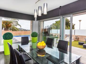 Maison De Vacances pour 8 Personnes dans Canyelles, Lloret de Mar, Photo 2