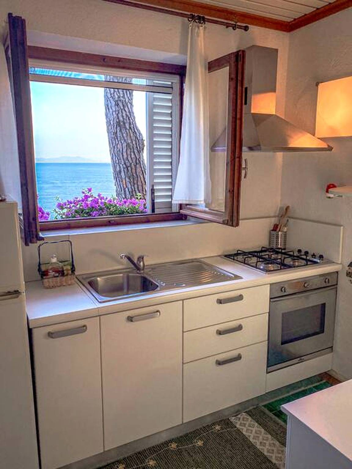 Ganze Wohnung, La Bouganville - accesso a mare privato in Montemarcello, Ameglia Gemeinde