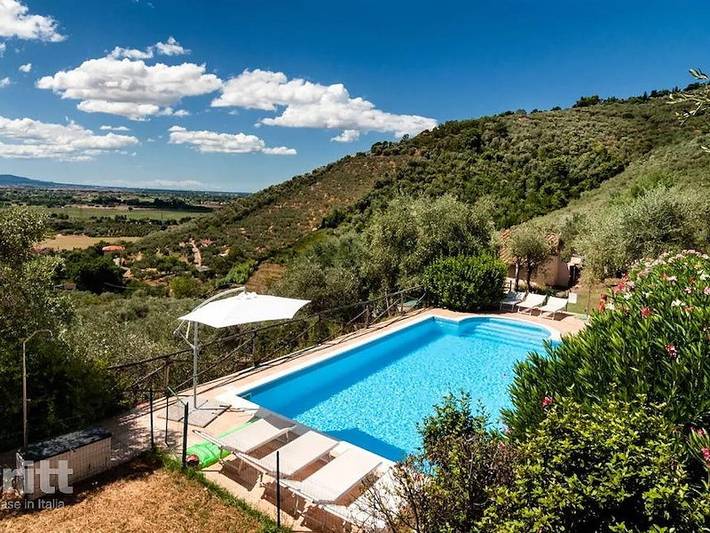 Casa vacanza per 8 persone, con balcone/terrazza e terrazza nonché piscina a Calci