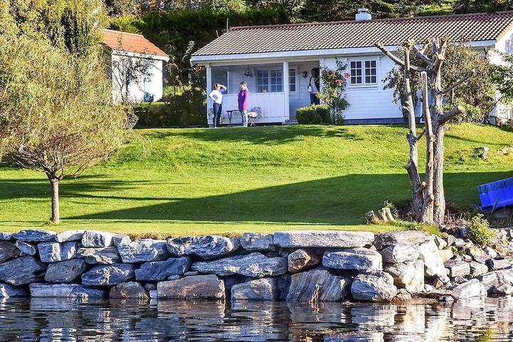 Ferienhaus für 6 Personen, mit Terrasse und Garten in Møre og Romsdal