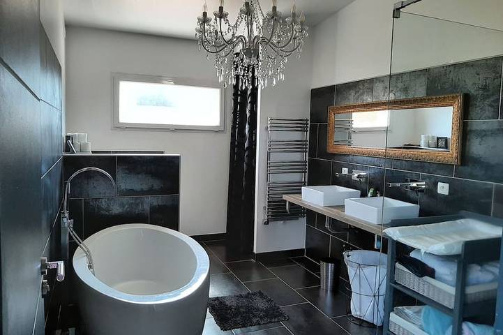 Location de vacances pour 2 personnes à Saint-Étienne-de-Serre - 2