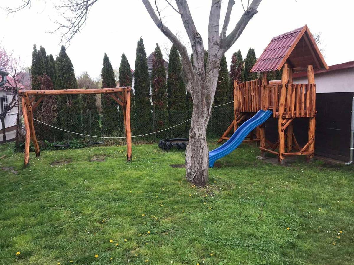 Ganze Wohnung, Famvarga Apartmanház in Balatonfenyves, Plattensee Südufer