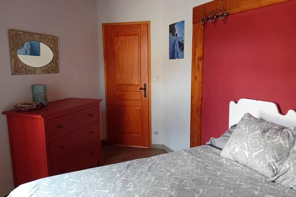 House 2 rooms Fireplace, Charm and Views, 5km from Llívia in Saillagouse, Parc naturel régional des Pyrénées catalanes