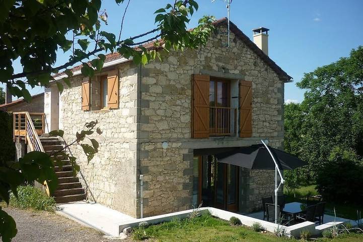 Location de vacances pour 5 personnes à Dénat