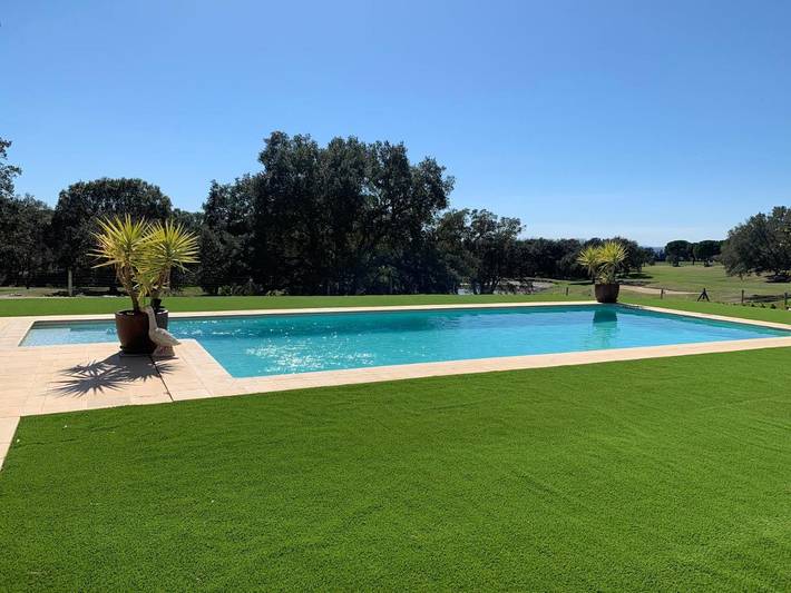 Location de vacances pour 8 personnes, avec jardin ainsi que vue et piscine à Peralada - 2
