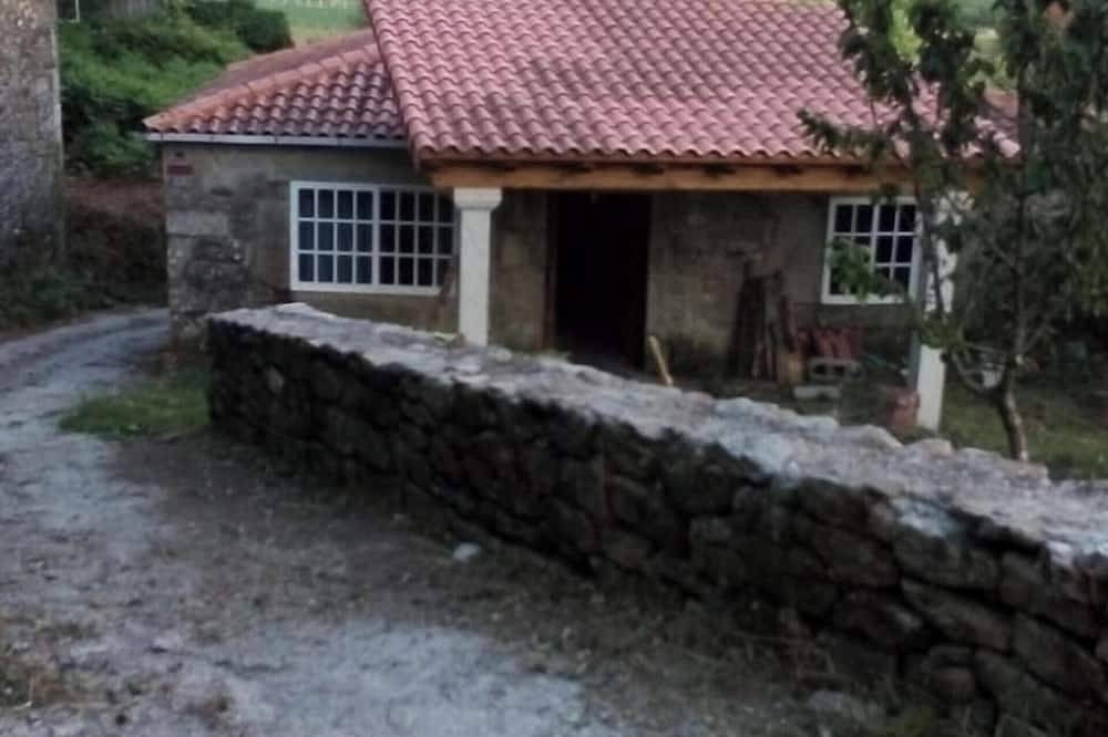 Homerez - House in Lugo with View in Chantada, Lugo Province
