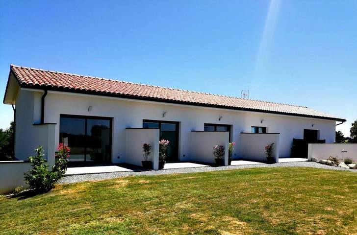Maison d’hôte pour 2 personnes, avec jardin et sauna ainsi que vue et terrasse
