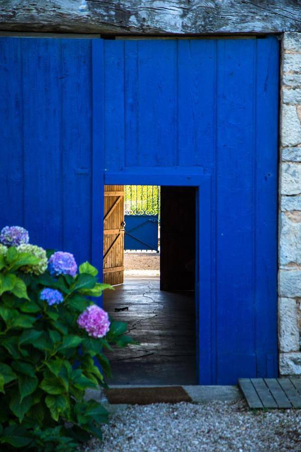 Les Portails Bleus in Azé (Saône-et-Loir), Région de Mâcon