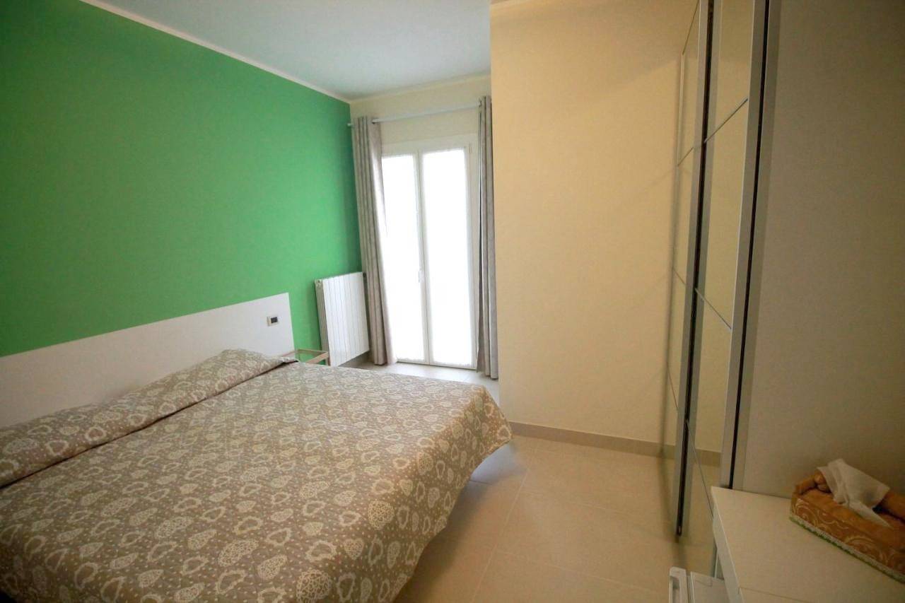 Double Room with Private Bathroom in Casarano, Golfo di Taranto