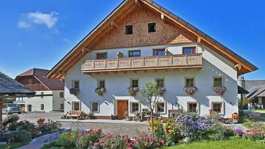 Ferienwohnung für 4 Personen, mit Garten in Weyregg am Attersee - 2