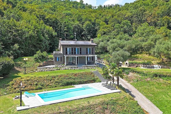 Maison de vacances pour 7 personnes, avec balcon et jardin, animaux acceptés à Salò