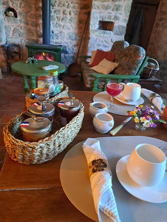 Maison d’hôte pour 3 personnes, avec balcon et vue à Ozolles - 4