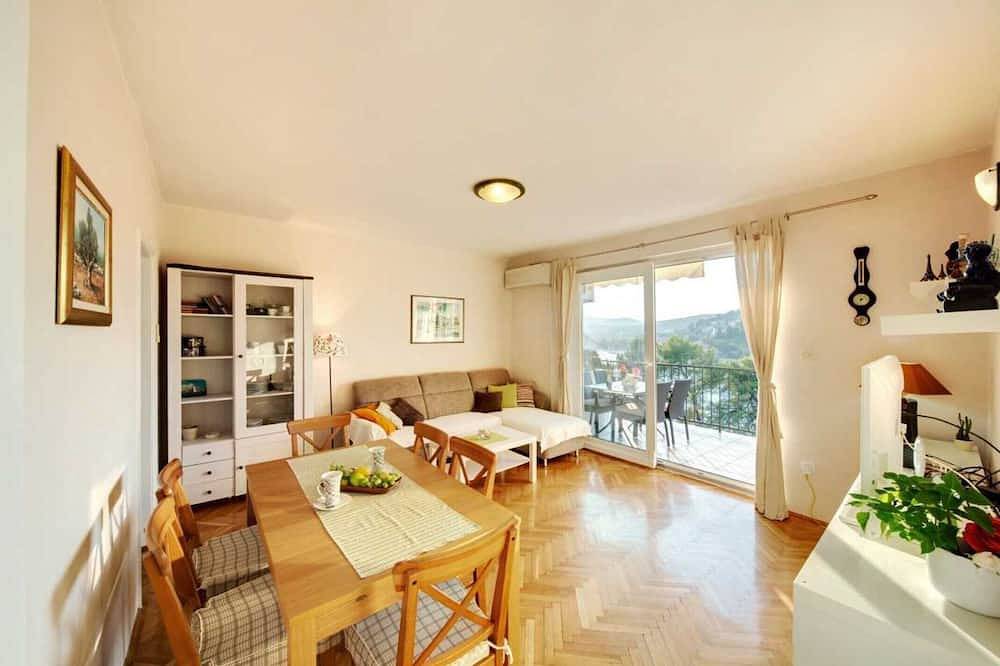 Entire apartment, Beautiful apartment Palma in Jelsa, Hvar