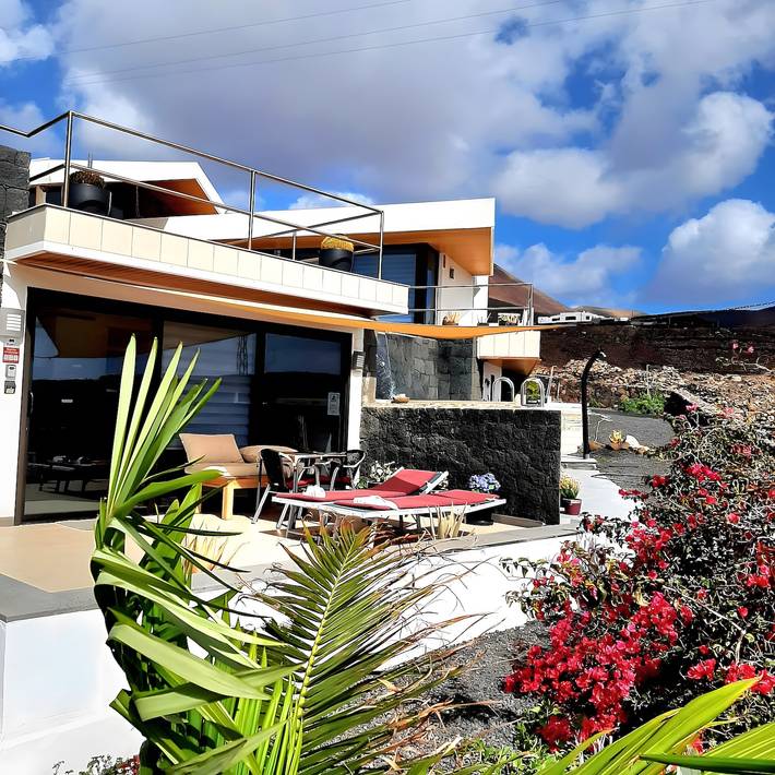 Ferienwohnung für 2 Personen, mit Garten und Seeblick auf Lanzarote