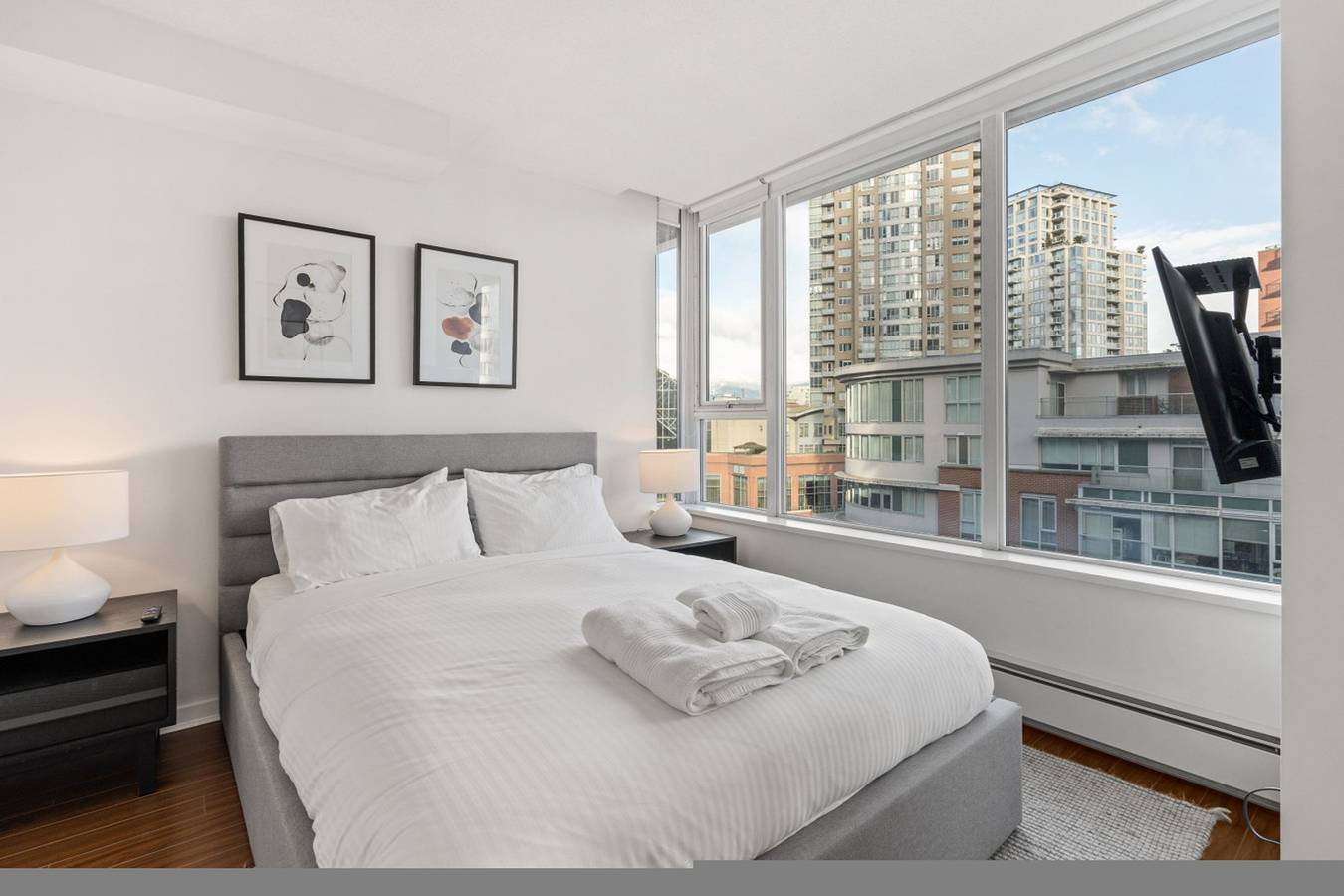 Appartamento intero, Modern Downtown Van 2Br Condo | Walk to Bc Place in Vancouver, Columbia Britannica