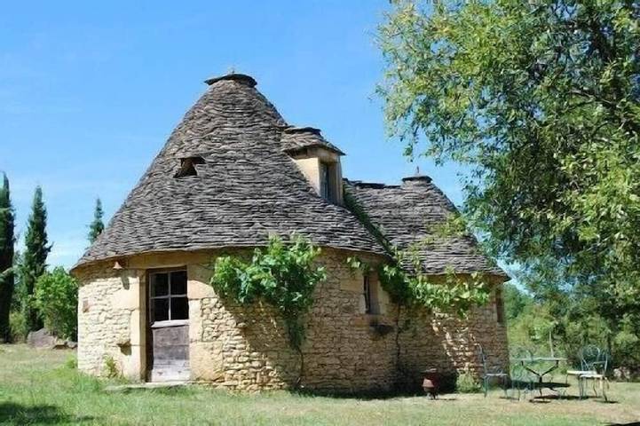 Gîte pour 2 personnes, avec jardin, animaux acceptés à Savignac-de-Miremont
