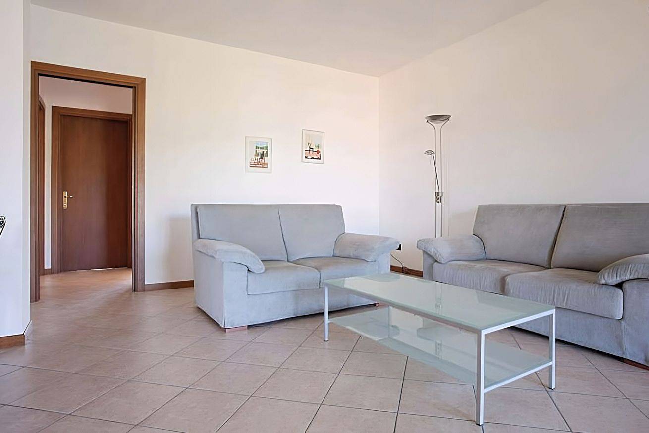 Ganze Wohnung, Ferienwohnung für 4 Personen mit Balkon/Terrasse in Polpenazze del Garda, Gardasee-Berge