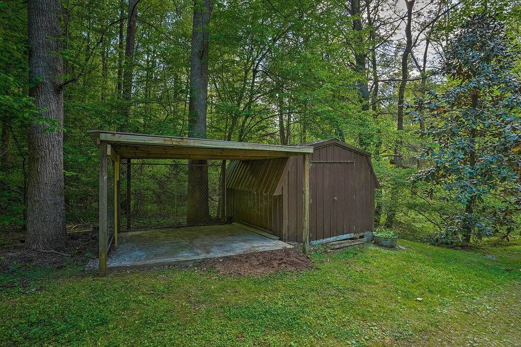 Abgeschiedene Tellico Plains Cabin auf 25 Private Acres! in Monroe County (TN)