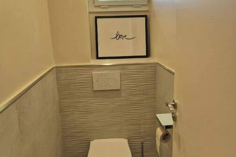 Appartement entier, Bel appartement de 3 pièces, calme à 6 min à pied du métro1 in Fontenay-sous-Bois, Val-de-Marne