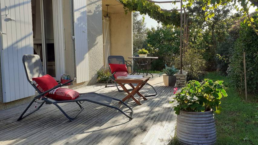 Gîte pour 4 personnes, avec jardin et balcon à Aubenas
