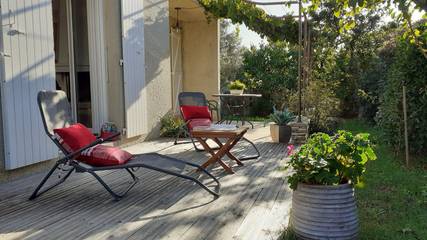 Gîte pour 4 personnes, avec balcon et jardin à Aubenas