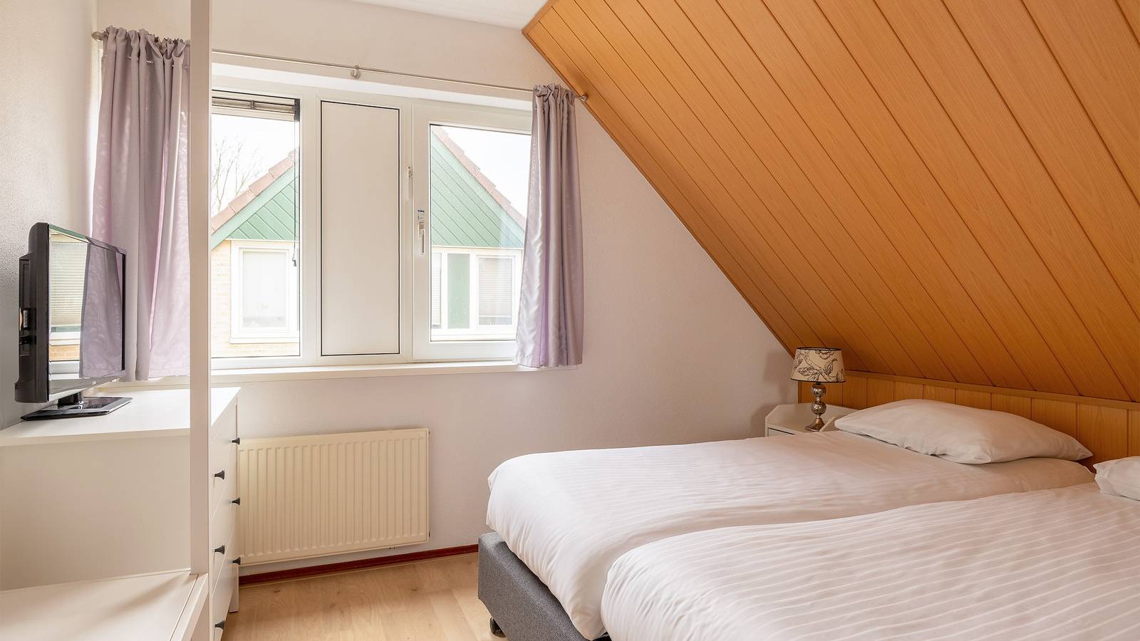 Summio Vakantiepark Emslandermeer — Bungalow Standard 6 in Vlagtwedde, Groningen region