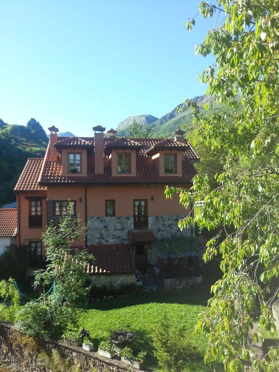 Apartamento entero, Apartamentos Rurales Buenamadre in Somiedo, Cordillera Cantábrica
