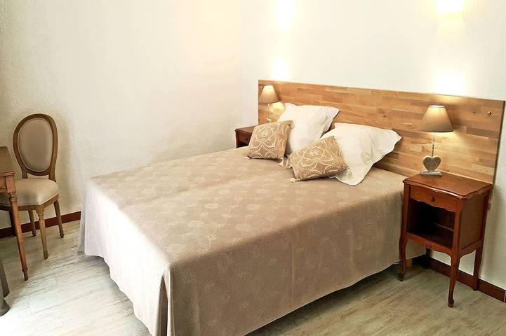 Location de vacances pour 14 personnes, avec piscine ainsi que jacuzzi et jardin, animaux acceptés à Banyuls-dels-Aspres - 4