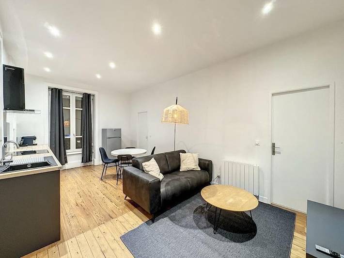 Gîte pour 4 personnes dans Bourse du Travail Salle Albert Thomas