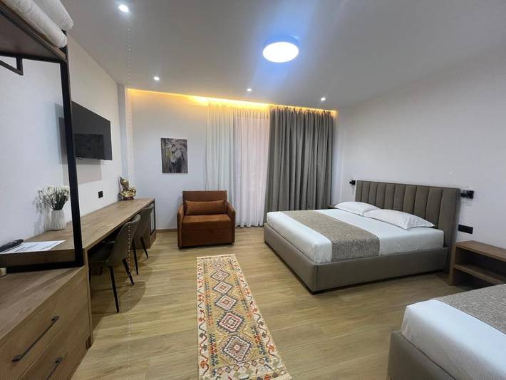 Hôtel pour 3 personnes, avec vue ainsi que vue sur le lac et jardin